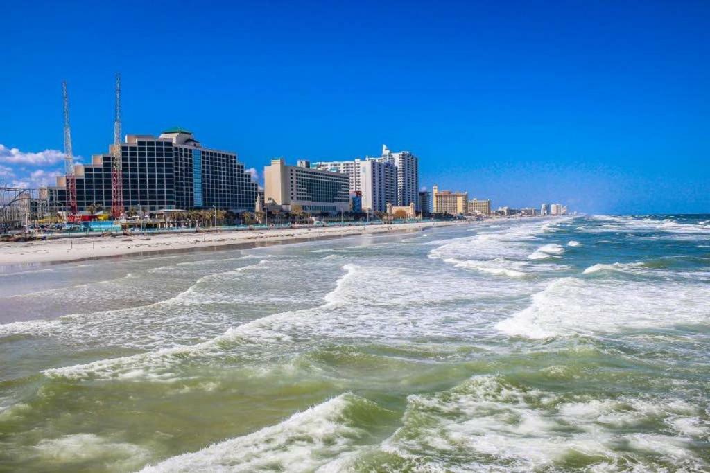 Vacation In Comfort And Luxury - 1 Bedroom Direct Oceanfront - Wyndham Ocean Walk Resort 1007 Daytona Beach Extérieur photo